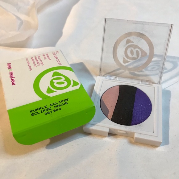 Mary Kay Other - 🎉RARE🎉 MARY KAY AT PLAY BAKED TRIO EYE SHADOW IN PURPLE ECLIPSE